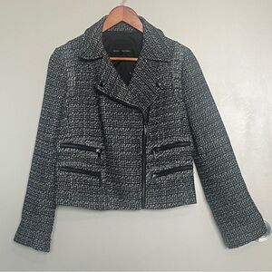 Banana Republic Woman’s Black and White Tweed Jacket Sz 6